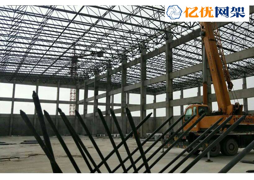 吉首干煤棚网架